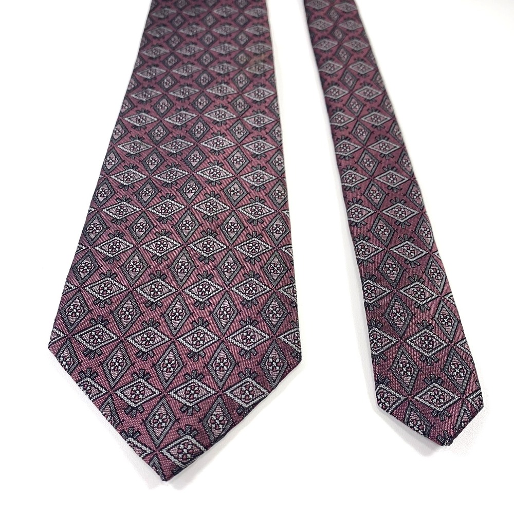 Vintage Christian Dior Mens Tie Purple w/ Gray Daimond Pattern Poly Silk Blend - Picture 2 of 5